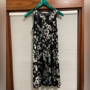 Black velvet dress white flowers nwt Ellison sleeveless dress